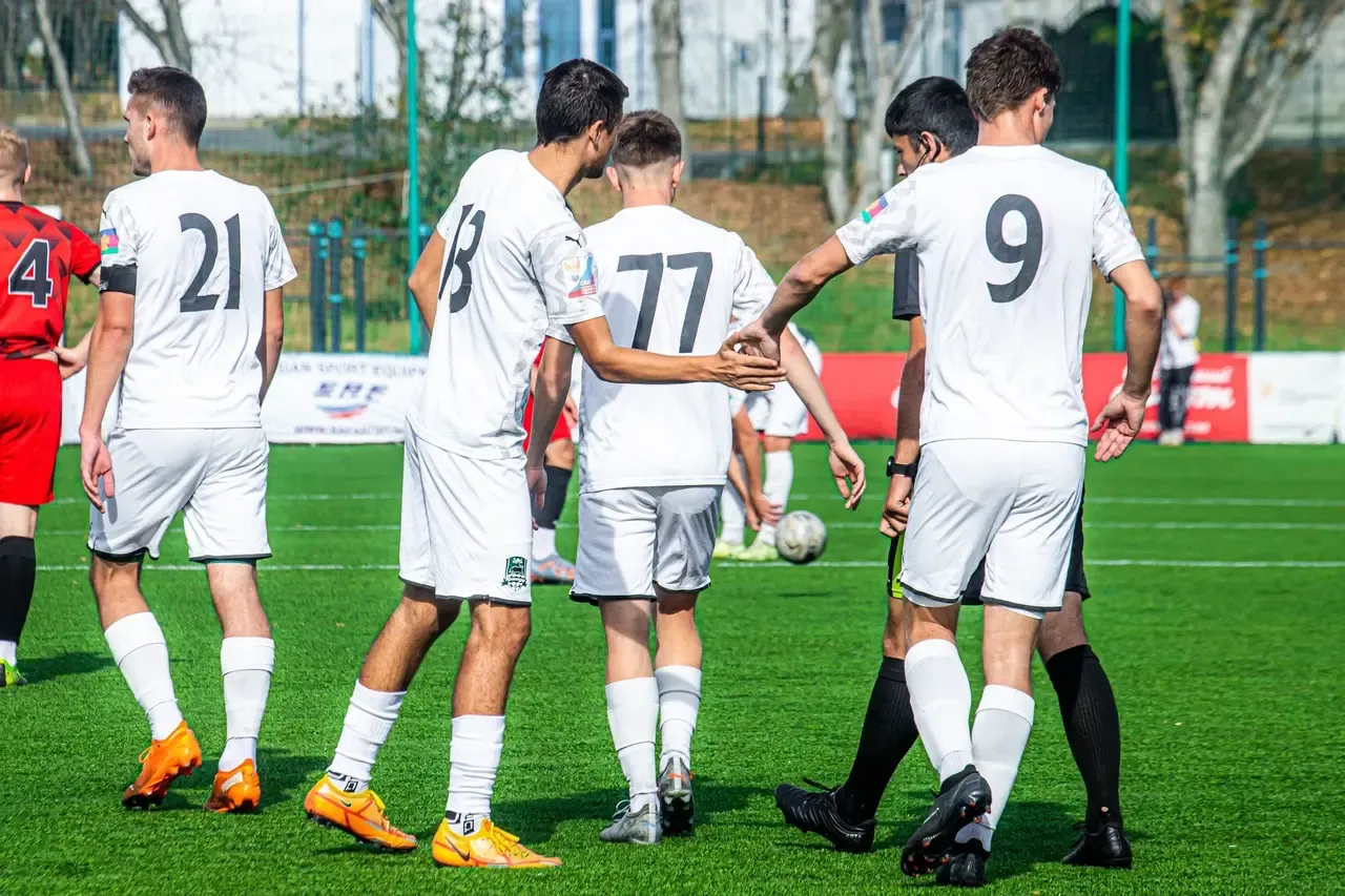 КГУФКСТ и СКГМИ улучшили свое турнирное положение в высшем дивизионе А НСФЛ